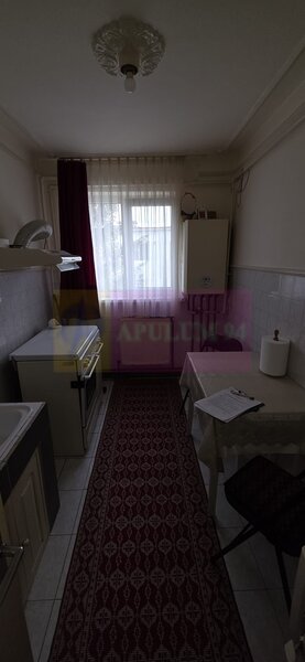 Apartament 2 camere de vanzare in Campina